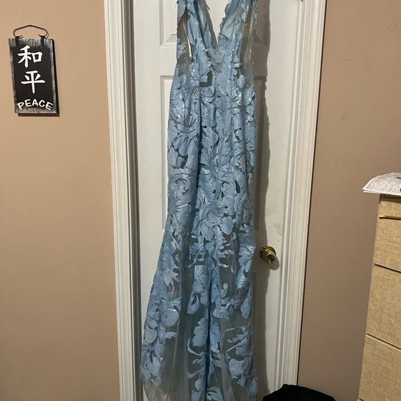 Prom dress - Picture 4 of 4